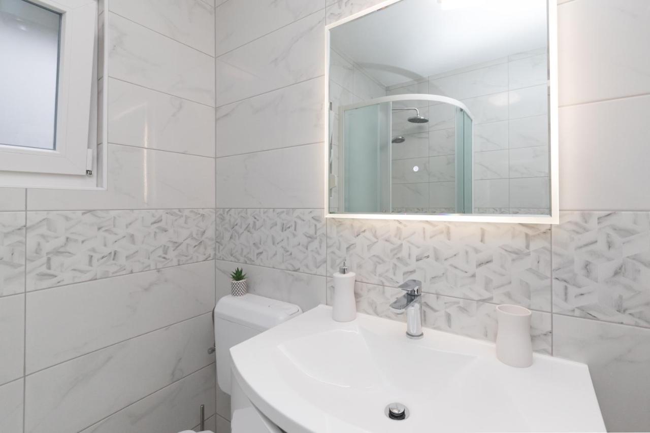 Agava Apartment Ugljan Exterior photo